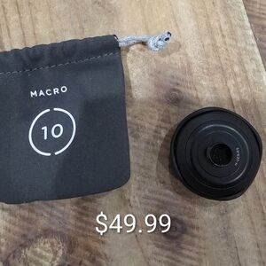 Black Macro Lens for Smartphones